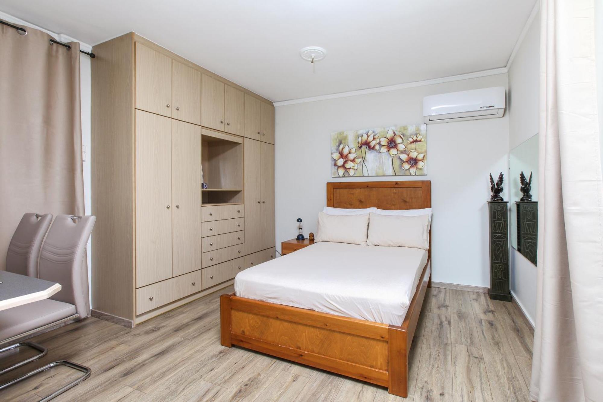 Loft Condo Next To Metro Station. Amazing View! Athen Eksteriør billede